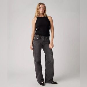 LEVI’S Low Loose BLK Size 28x32